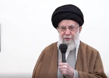 رهبر معظم انقلاب: ملت ایران شعار حمایت از فلسطین را رها نخواهد کرد