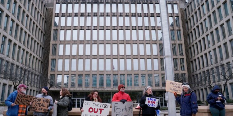 استفاده از هوش مصنوعی برای جاسوسی از مخالفان رئیسجمهور آمریکا