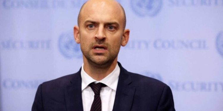 موضع فرانسه در خصوص مذاکرات هستهای ایران و آمریکا