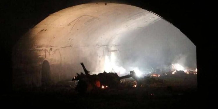 تخریب کامل فرودگاه نظامی حماه سوریە در حملە اسرائیل