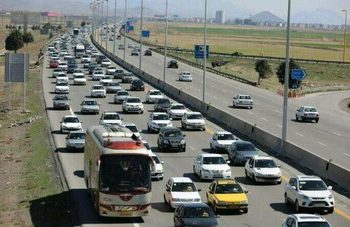 ثبت بیش از ۲.۳ میلیون تردد در محورهای مواصلاتی کرمانشاه در نوروز