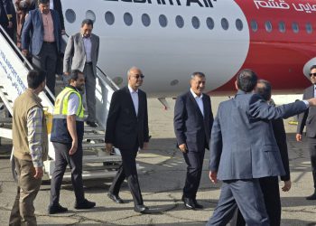 معاون اجرایی رئیس‌جمهور وارد کرمانشاه شد