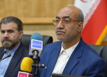 تاکید بر گرفتن میزبانی مسابقات ملی و بین المللی در کرمانشاه/  ورزش بانوان باید همردیف ورزش مردان مورد توجه قرار گیرد