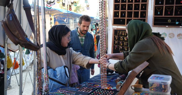 فروش ۱۸ میلیارد تومانی نمایشگاه‌های نوروزی صنایع‌دستی در کرمانشاه