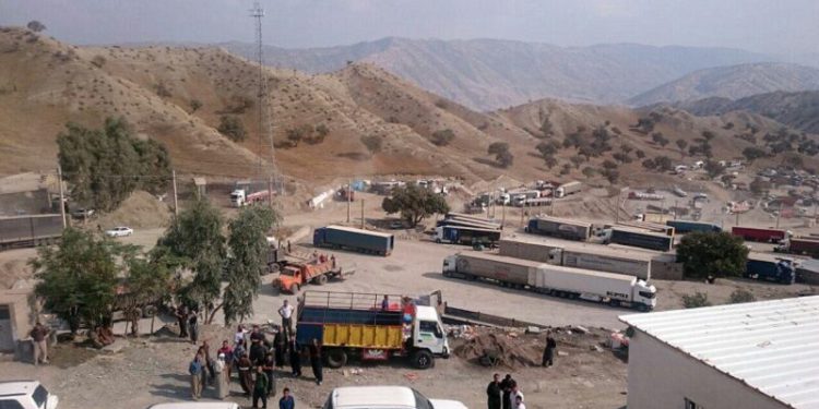 توسعه تجارت خارجی در مرزهای کرمانشاه نیازمند یکپارچه سازی است