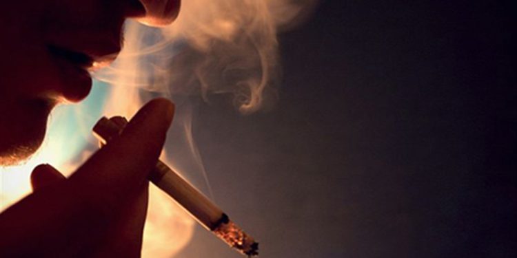 مرگ سالانه ۷۰ هزار نفر بر اثر مصرف سیگار در کشور