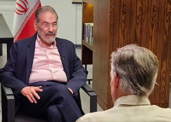 شمخانی: همه تحریم‌ها فوراً لغو شود، ایران آماده توافق فوری است