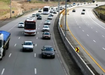 اقدامات مؤثر برای تسهیل تردد زائران اربعین حسینی(ع) در استان کرمانشاه/نصب و راه‌اندازی ۲۶ سامانه تردد شمار در محورهای مواصلاتی