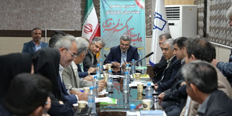 تأکید بر تکمیل طرحهای نیمهتمام و ارتقای زیرساختهای درمانی در استان کرمانشاه