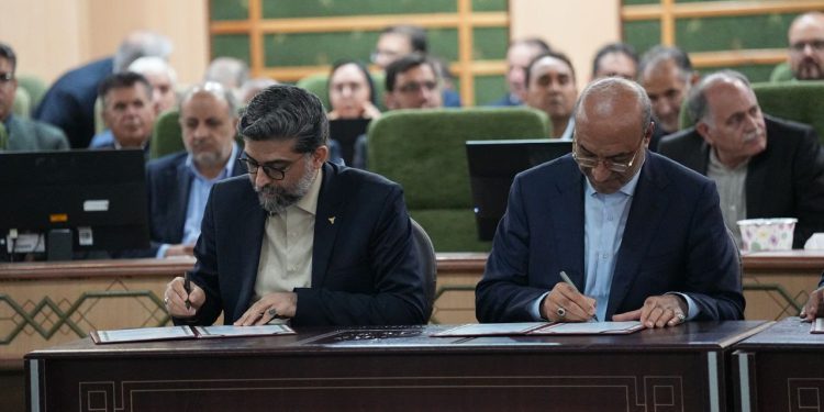 شتاب توسعه در غرب کشور؛ افتتاح طرح‌های بزرگ انرژی، صنعت و کشاورزی در کرمانشاه با دستور رییس جمهور