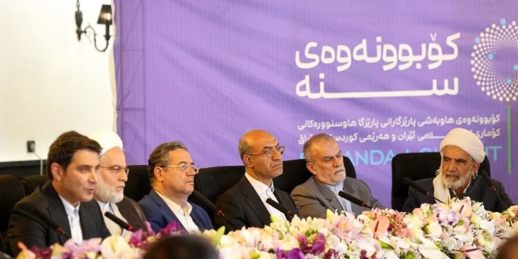 استاندار کرمانشاه: اقلیم کردستان عراق شریک مطمئن اقتصادی ماست / تفویض اختیارات کامل به اتاق بازرگانی برای تقویت روابط اقتصادی