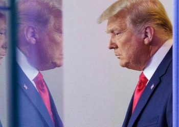 ترەمپ و دووبارەکردنەوەی لێدوانە بێ نرخەکانی جاران