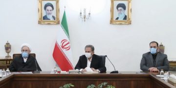 جێگری سەرۆک کۆماری ئێران: جێبەجێکردنی داواکاری پێکهاتەی سوننە بە پێویست دەزانین