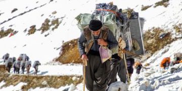 قازانجی 28 ملیاری خەڵکی کوردستان لە کارتی هەناردە و هاوردەی سنووریی