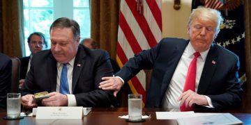 ئێران ترەمپ و 9 بەرپرسی حکومەتەکەیی خستە ڕیزی سزاکانەوە