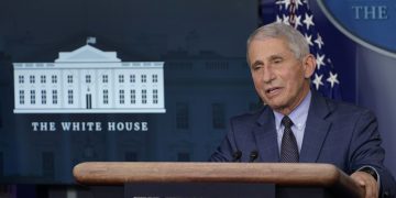 لە سەر بڵاوبوونەوەی کۆرۆنای بەریتانی لە ئەمریکا هۆشداری دەدرێت