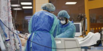 کۆرۆنا 85 کەسی دیکەی لە ئێران کردە قوربانی