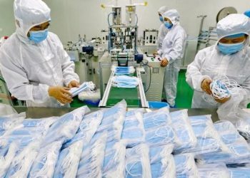 چین لە هەناردەی دەمامک دەیان ملیار دۆلار داهاتی هەبووە