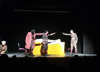 ” ئاژاکس” نوێنەرایەتی کوردستان لە فێستیڤاڵی شانۆی فەجر دەکات