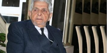 عادل حەمە کەریم ڕێز لە حەفتا ساڵ خزمەتی هونەریی کەریم کابان دەگرێت