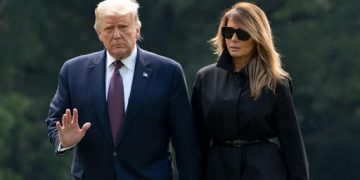 میلانیا ترەمپ لە کوێیە؟