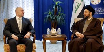 لە سلێمانی داوا لە عەمار حەکیم دەکرێت کێشەی مووچە و بودجەی هەرێم چارەسەر بکات