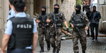 کودەتا شکستخواردووەکەی تورکیا هێشتا قوربانی دەگرێت