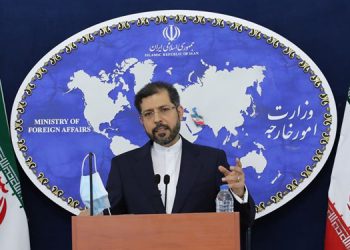 ئێران: دووقۆڵی لە گەڵ ئەمریکا دانوستان ناکەین
