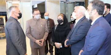 وەزیری گەشتیاری ڤەنزولیا: ئێران بە ماڵی خۆمان دەزانین