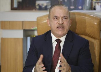 سەرۆکی یەکێتی هاوردە و ناردنکارانی هەرێمی کوردستان دەستخۆشی سەرکۆنسولی ئێران لە سلێمانی دەکات