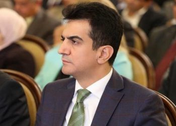 ڕاوێژکارێکی بارزانی: ئیدارەدانی دۆسیەی نەوت بە شێوازی ناوەندی ڕەتدەکەینەوە