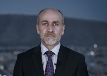 دانوستانەکانی هەرێم و بەغدا سیاسین و پەیوەندیی بە لێژنەی داراییەوە نییە