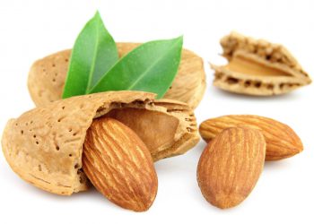 خواردنی بادەم فشاری خوێن ڕێکدەخاتەوە