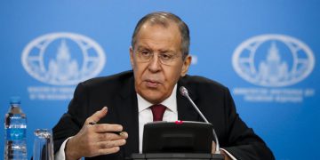 لاوڕۆڤ: کشانەوە لە ڕێکەوتنی ناوەکی پیشاندەری لاوازبوونی ئەمریکایە لە دانوستان