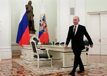 پەرلەمانی ڕووسیا: پوتین دوو خولی دیکە دەتوانێت ببێتەوە کاندیدی سەرۆکایەتی کۆمار