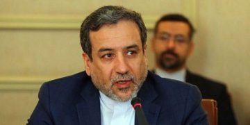 ئێران: ئەگەر ئەمریکا جیدییە با بۆ ڕێکەوتنی ناوەکی بگەڕێتەوە