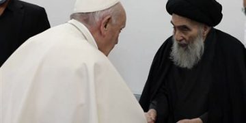 چەند وردەکارییەکی ڕانەگەێندراوی چاوپێکەوتنەکەی پاپا و ئایەتووڵا سیستانی