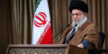 داعش دەستکردی ئەمریکییەکانە / هێزەکانی ئەمریکا بە پێی یاسا و داواکاری عێراقییەکان دەبێت لەم وڵاتە بکشێنەوە