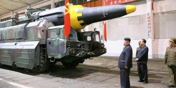 کۆریای باکور بە مووشەکی بالستی هۆشداری بە بایدن دەدات