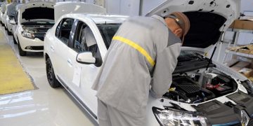 ئێران و سوریا ڕێکەوتنێکیان بۆ وەبەرهێنانی ئۆتۆمبێل واژۆ کرد