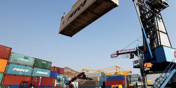 بازرگانی دەرەکی 73 ملیار دۆلاریی ئێران لە ساڵی ڕابردووی کۆچی هەتاوی