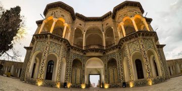 باخی شازادەی ماهان لە پارێزگای کرمان ی ئێران