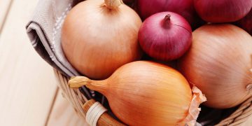 پیاز خۆراکێکی پێویستی ڕۆژانەیە بەڵام هەندێک کەس نابێت بیخۆن