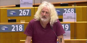 بە پێچەوانەی ئەمریکاوە ئێران لە شەڕی دژ بە داعش هاوکاری عێراقی کرد