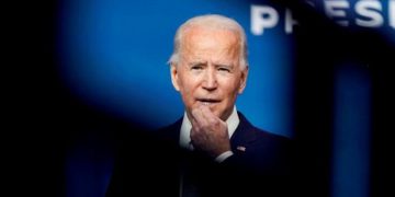 بایدن باس لە ژمارەی زۆری قوربانیانی کۆرۆنا لە ئەمریکا دەکات