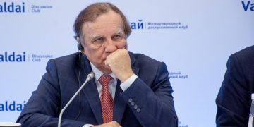 دیپلۆماتکارێکی ڕووسیا: گەلی سوریا مافی دیاریکردنی چارەنووسی خۆیان هەیە