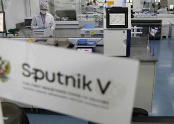 باڵیۆزی ئێران: تا یەک مانگی دیکە وەبەرهێنانی هاوبەشی ڤاکسێنی سپۆتنیک ڤی دەست پێدەکات