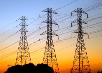 عێراق هاوردەی کارەبا بەرز دەکاتەوە