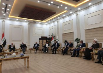 زەریف لە گەڵ کەسایەتییە سیاسییەکانی شێعەی عێراق کۆبووە