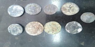 هاووڵاتییەکی عێراقی هەزار پارچە ئاسەواری مێژوویی ڕادەستی حکومەت کرد